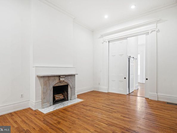 306 S 10TH Street A, Philadelphia PA 19107