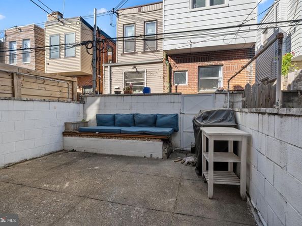 1934 S Warnock Street, Philadelphia PA 19148