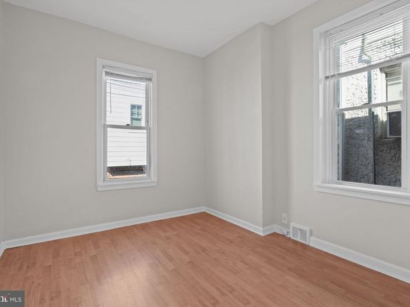 1934 S Warnock Street, Philadelphia PA 19148