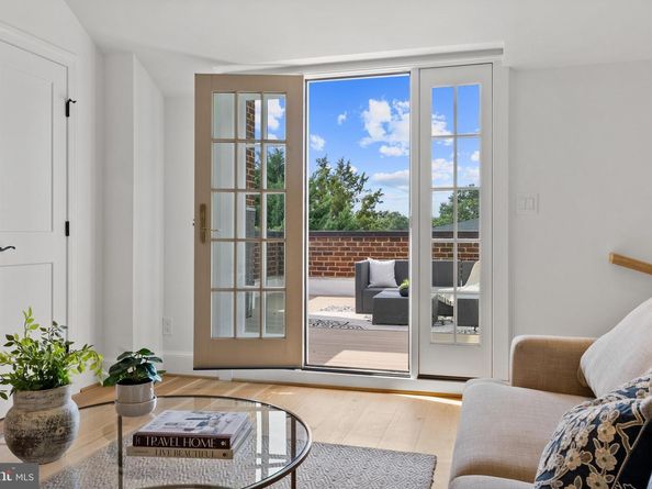 411 S Saint Asaph Street, Alexandria VA 22314