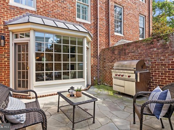 411 S Saint Asaph Street, Alexandria VA 22314
