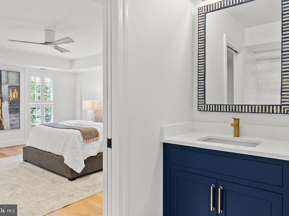 411 S Saint Asaph Street, Alexandria VA 22314