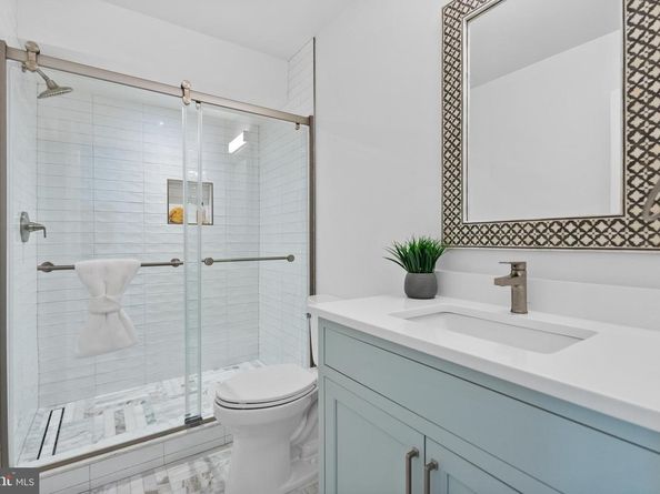 411 S Saint Asaph Street, Alexandria VA 22314