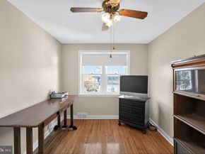 838 Clyde Lane, Philadelphia PA 19128