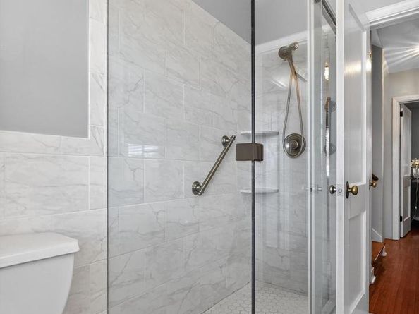 838 Clyde Lane, Philadelphia PA 19128