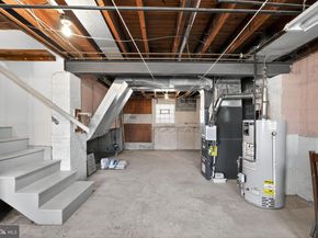 838 Clyde Lane, Philadelphia PA 19128