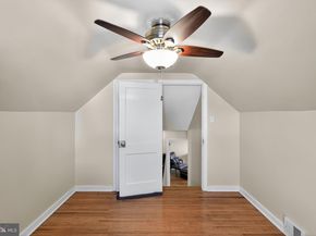 838 Clyde Lane, Philadelphia PA 19128