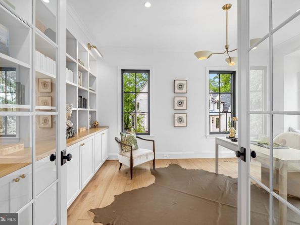 2107 Elliott Avenue, Mclean VA 22101