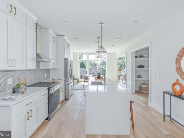 4347 Harrison Street NW PENTHOUSE SEVEN, Washington DC 20015