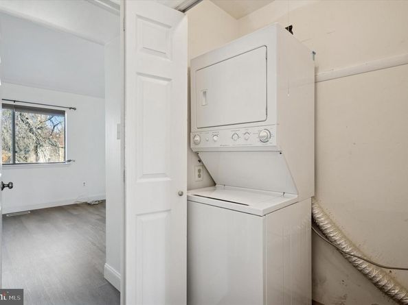 65 Ember Lane, Horsham PA 19044