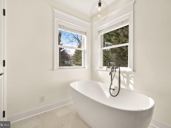 4609 Glenbrook Parkway, Bethesda MD 20814