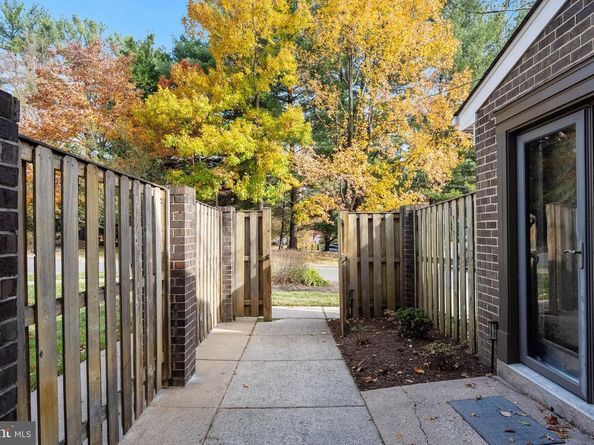 Undisclosed Address #VAFX2276786, Vienna VA 22180