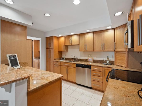 Undisclosed Address #VAFX2276786, Vienna VA 22180