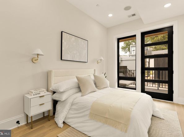 733 Euclid Street NW 204, Washington DC 20001