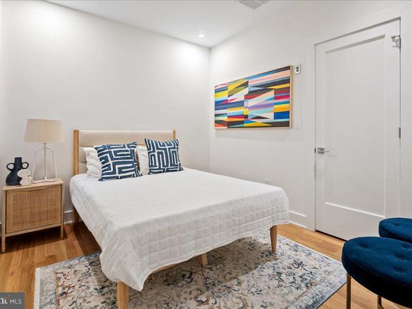 1102 T Street NW, Washington DC 20009