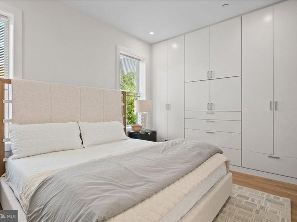 1102 T Street NW, Washington DC 20009