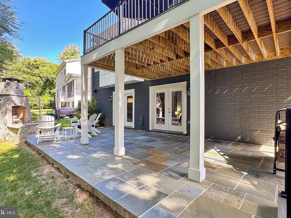 1203 Ware Street SW, Vienna VA 22180