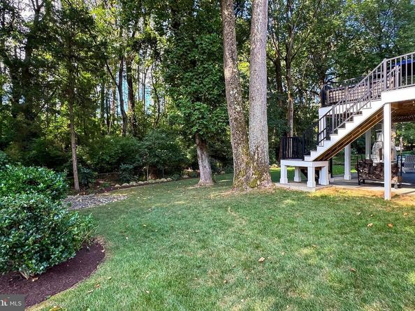 1203 Ware Street SW, Vienna VA 22180