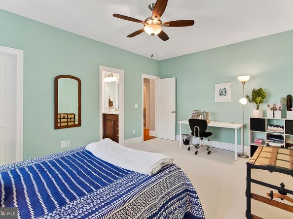 1203 Ware Street SW, Vienna VA 22180