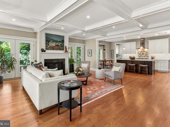 1203 Ware Street SW, Vienna VA 22180