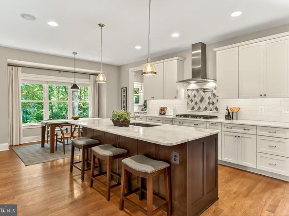 1203 Ware Street SW, Vienna VA 22180