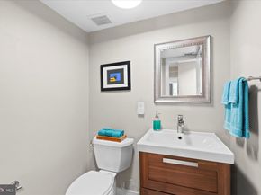 5501 Seminary Road 114S, Falls Church VA 22041