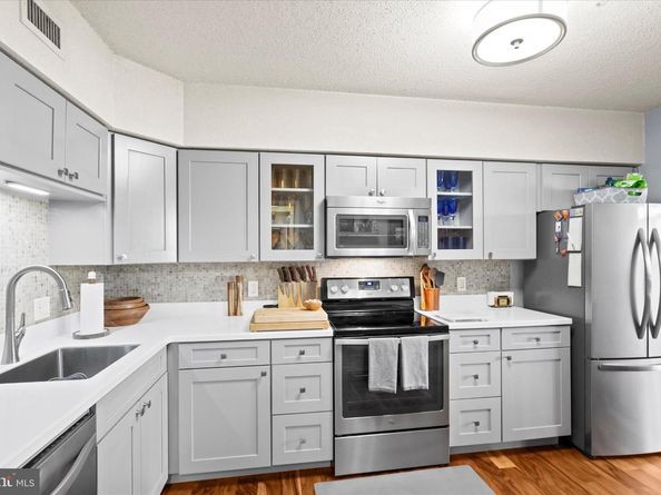 5501 Seminary Road 114S, Falls Church VA 22041