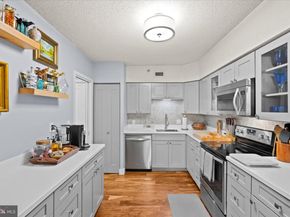 5501 Seminary Road 114S, Falls Church VA 22041