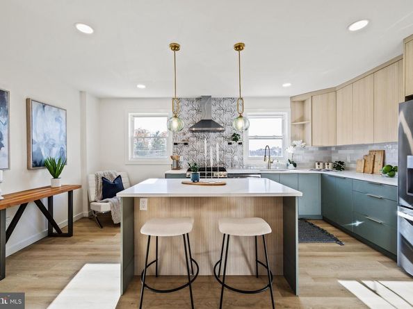 859 Selmer Road, Philadelphia PA 19116