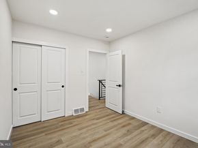 859 Selmer Road, Philadelphia PA 19116