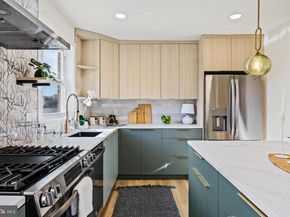 859 Selmer Road, Philadelphia PA 19116