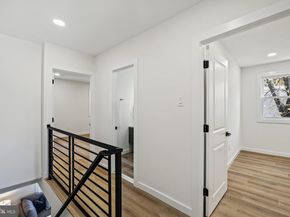 859 Selmer Road, Philadelphia PA 19116