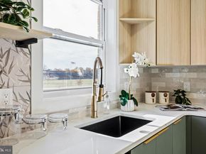 859 Selmer Road, Philadelphia PA 19116