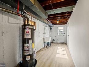 859 Selmer Road, Philadelphia PA 19116