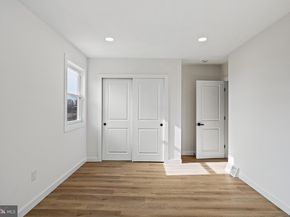 859 Selmer Road, Philadelphia PA 19116