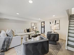 859 Selmer Road, Philadelphia PA 19116