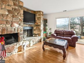 1809 Ivy Oak Square 61, Reston VA 20190