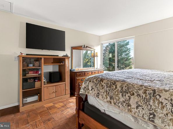 1809 Ivy Oak Square 61, Reston VA 20190