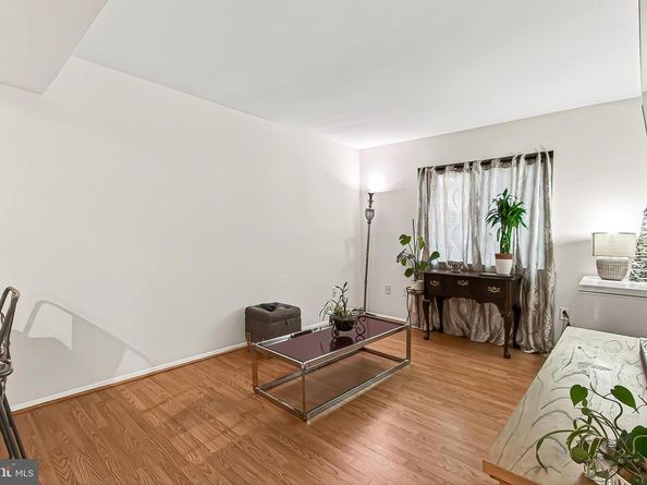 1809 Ivy Oak Square 61, Reston VA 20190