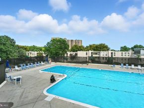 5300 Holmes Run Parkway 1210, Alexandria VA 22304