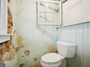 204 Stoneway Lane, Merion Station PA 19066