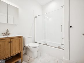 204 Stoneway Lane, Merion Station PA 19066