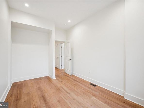 204 Stoneway Lane, Merion Station PA 19066