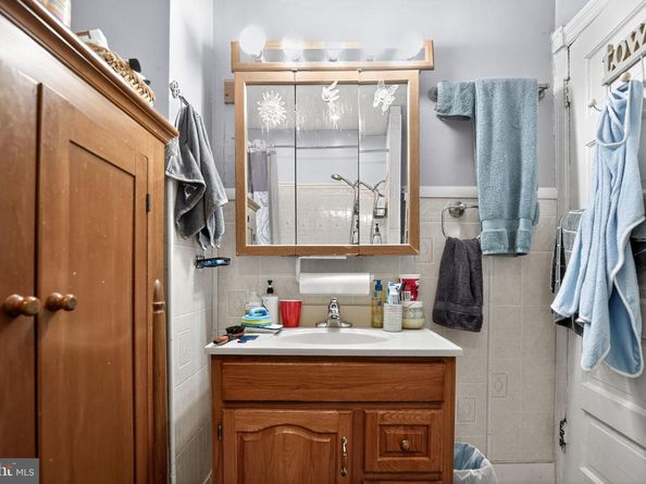 3124 N Stillman Street, Philadelphia PA 19132