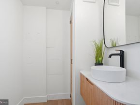 3916 8TH Street NW B, Washington DC 20011