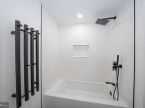 20538 Valley Forge Circle 538, King Of Prussia PA 19406