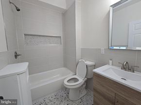 962 Carver Street, Philadelphia PA 19124