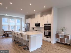 2433 Liberty Loop, Herndon VA 20171