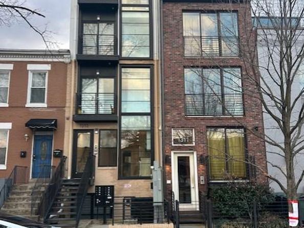 1313 Pennsylvania Avenue SE 102, Washington DC 20003