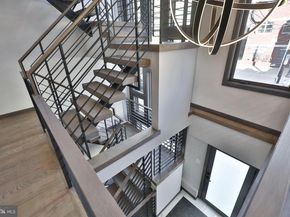 1022 Christian Street, Philadelphia PA 19147